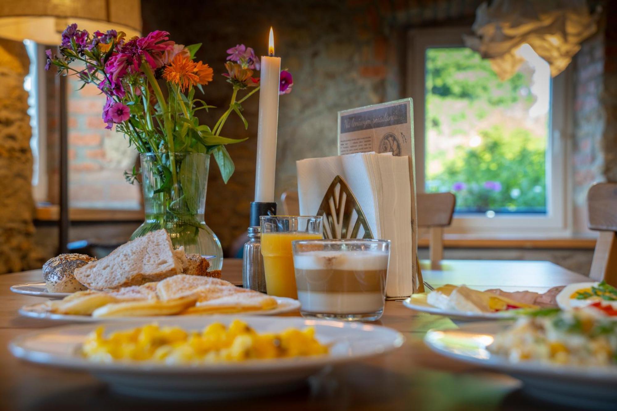 Dom W Domu - Izera Glamping Bed & Breakfast Gajowka  Dış mekan fotoğraf