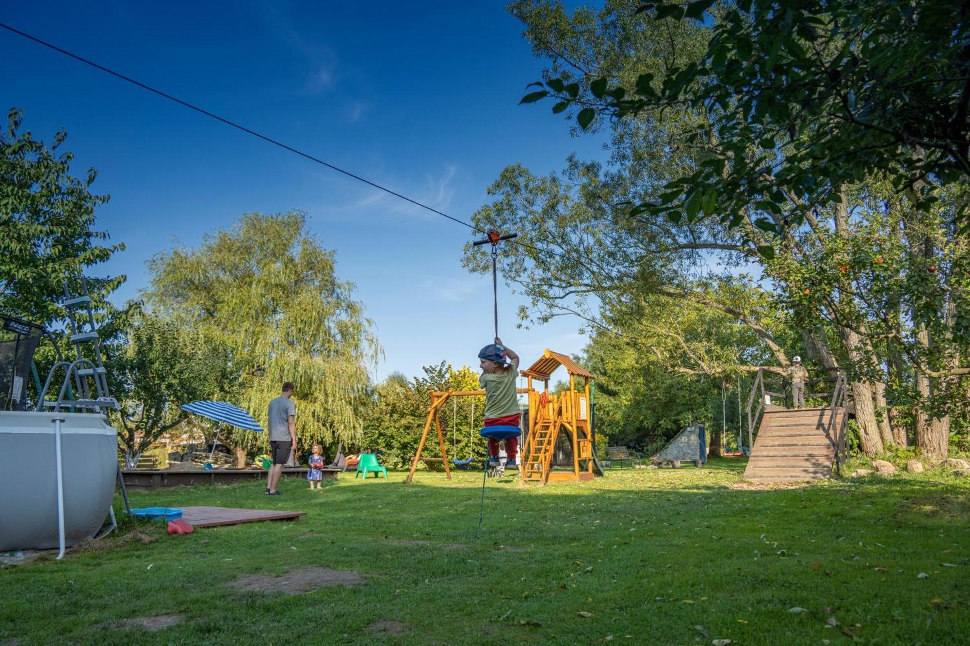 Dom W Domu - Izera Glamping Bed & Breakfast Gajowka  Dış mekan fotoğraf
