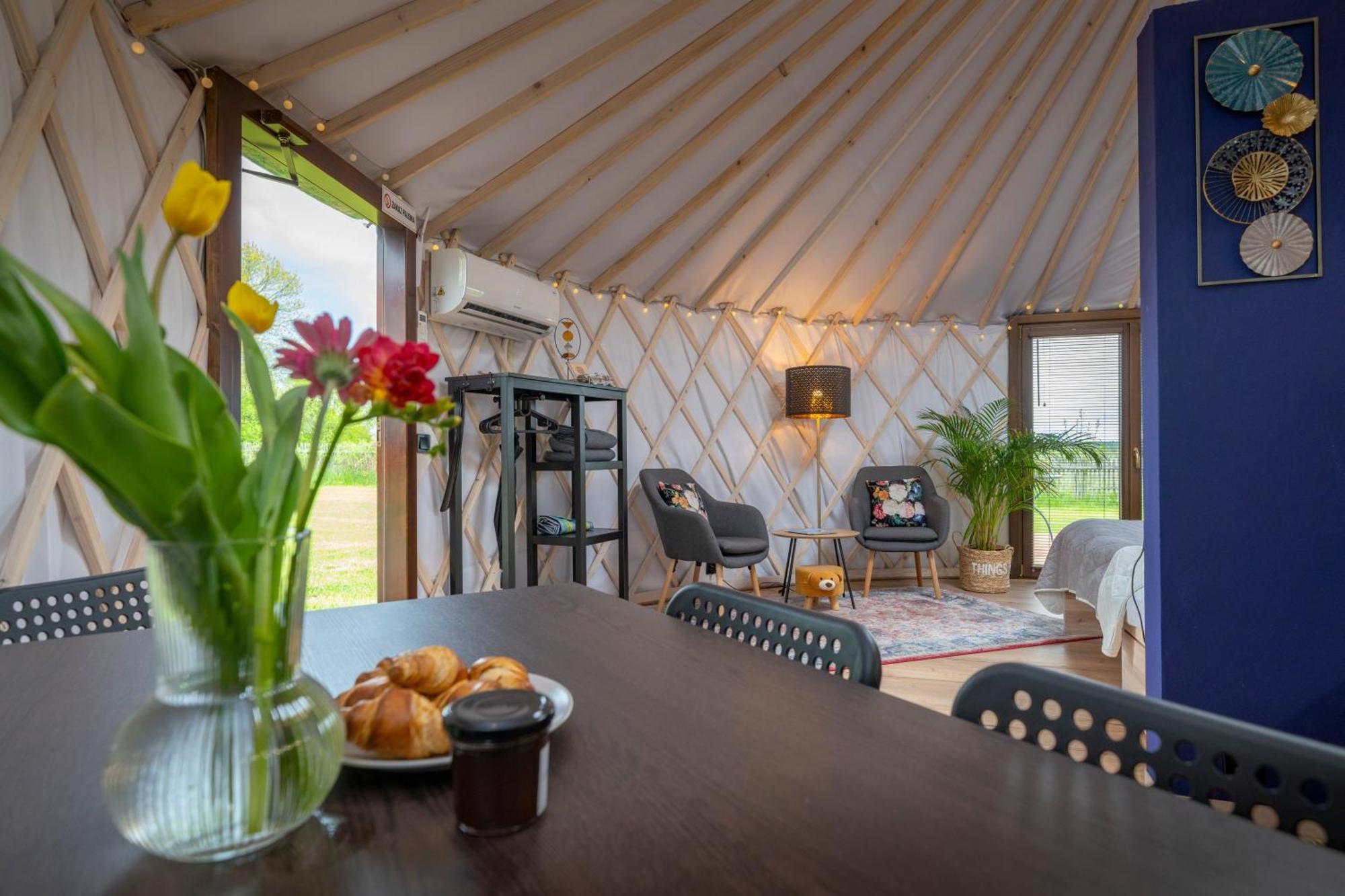 Dom W Domu - Izera Glamping Bed & Breakfast Gajowka  Oda fotoğraf