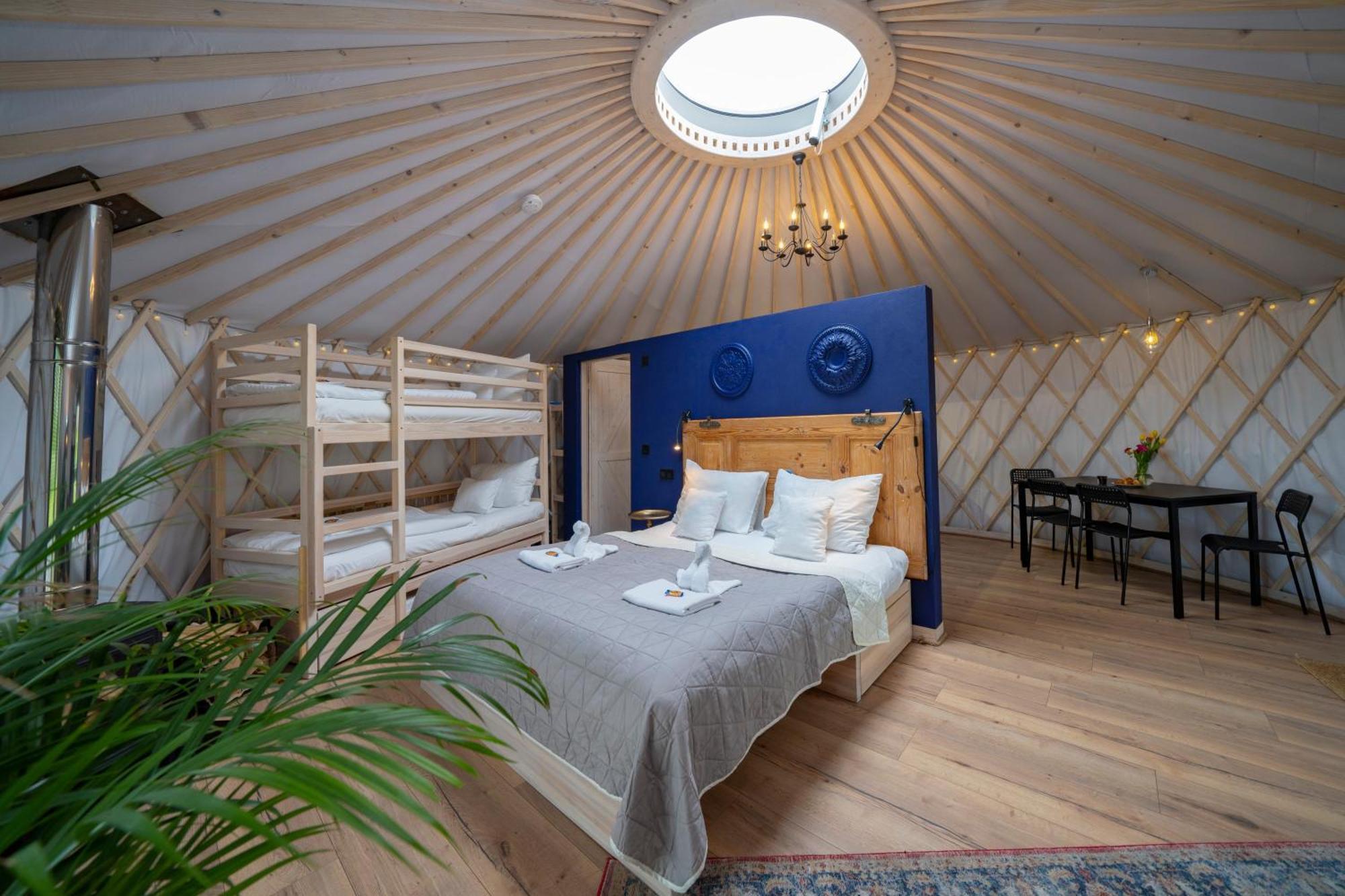 Dom W Domu - Izera Glamping Bed & Breakfast Gajowka  Oda fotoğraf