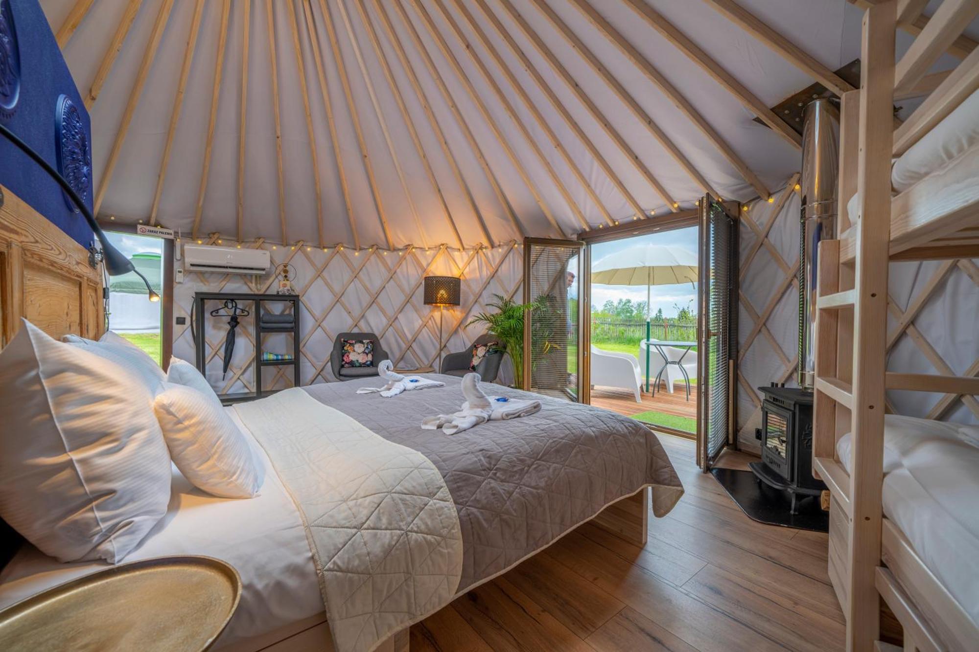 Dom W Domu - Izera Glamping Bed & Breakfast Gajowka  Oda fotoğraf