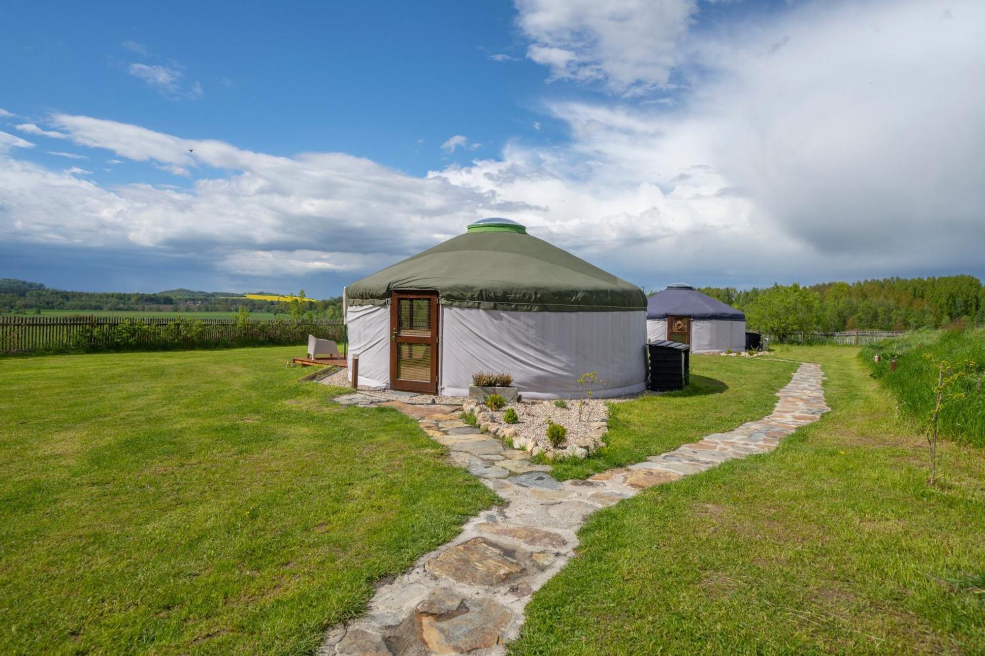Dom W Domu - Izera Glamping Bed & Breakfast Gajowka  Oda fotoğraf