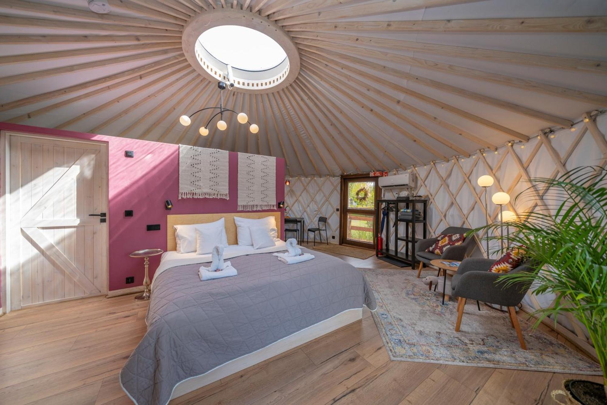 Dom W Domu - Izera Glamping Bed & Breakfast Gajowka  Oda fotoğraf